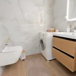Bright And Comfortable In Апартаменты